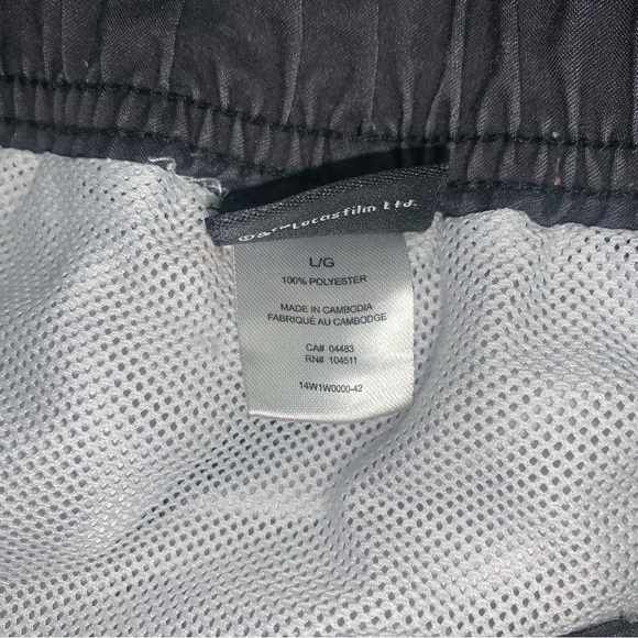 Star Wars Board Shorts Men’s Size Large Black White Comic Swimwear Collectible - Picture 7 of 7